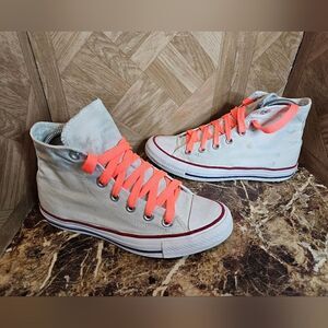 Converse women's All Star hi-top fashion dirty look size 7.     206